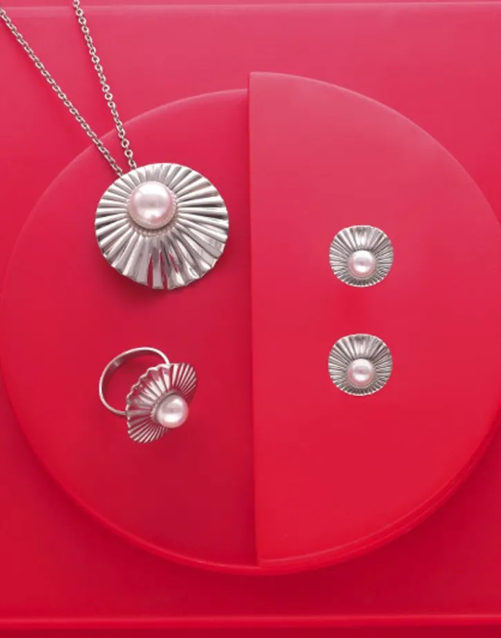 Discount Majorica Large Le Palm Steel Ring With White Pearl