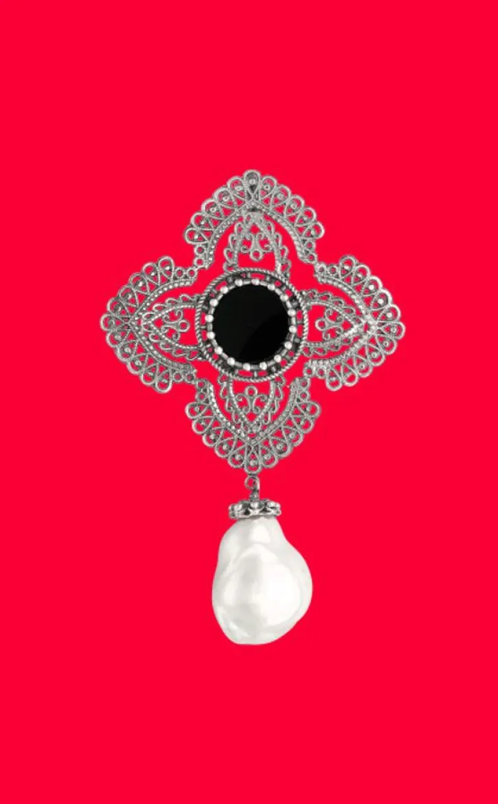 Cheap Majorica Peregrina Pendant With Onyx And Baroque Pearl