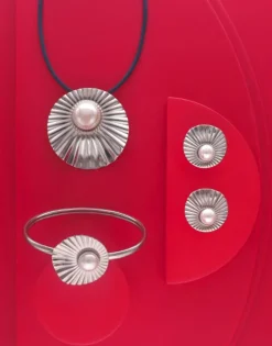 Clearance Majorica Rigid Le Palm Steel Bracelet With A White Pearl