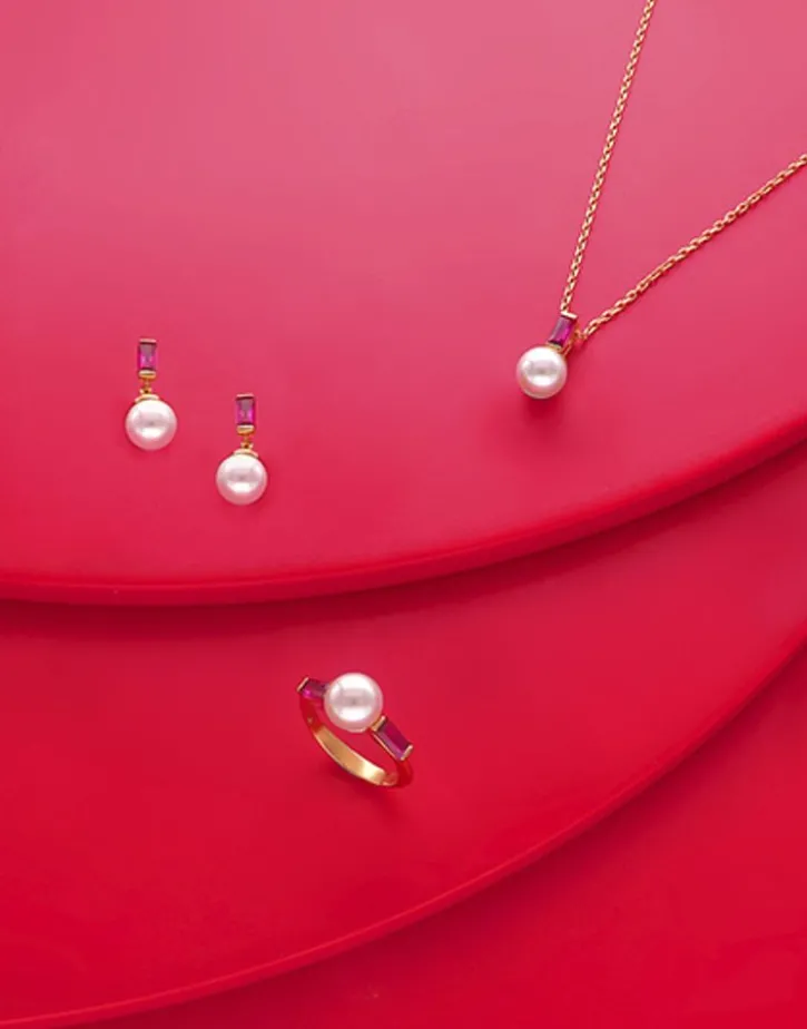 Fashion Majorica Selene Gold-Plated Ring With Pearl And Ruby Red Zirconia